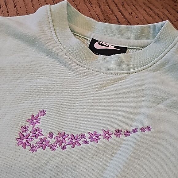 Mint green Nike sweater girls size 4 XS - Picture 10 of 11